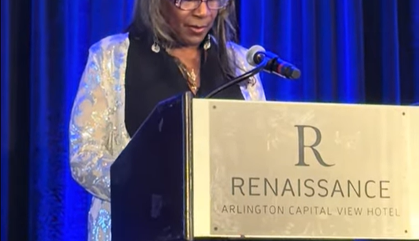 A Well-Deserved Honor: Janet Kitchen Receives Prestigious Positive Leadership Award